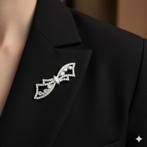 Vintage 1980s Rhinestone Bow Brooch Silver Tone Statement